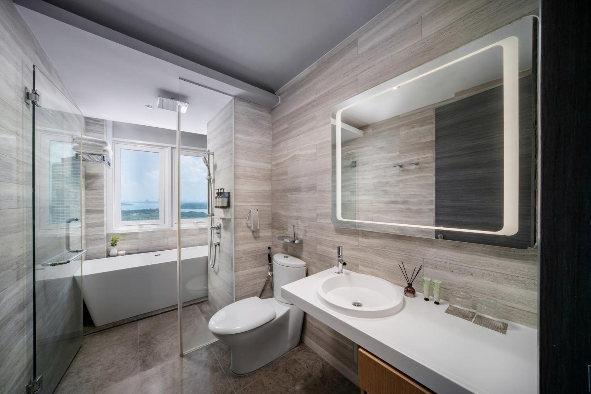 Fraser Place Puteri Harbour Nusajaya  Exterior foto Bathroom